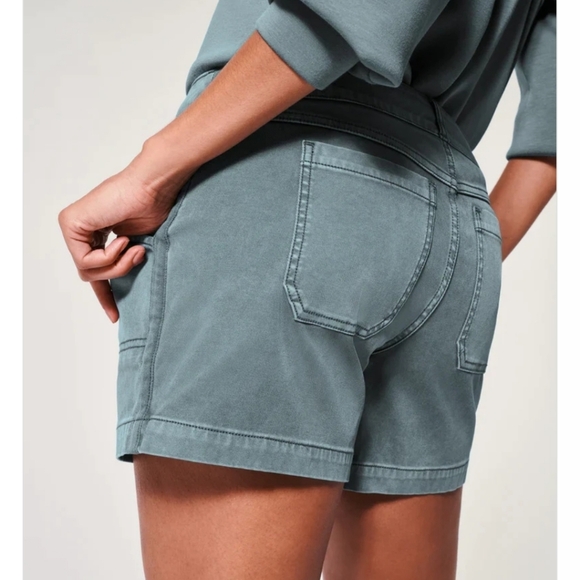 Spanx Twill Shorts 6" with Pockets Hazy Blue Grey Size XS - Picture 3 of 13
